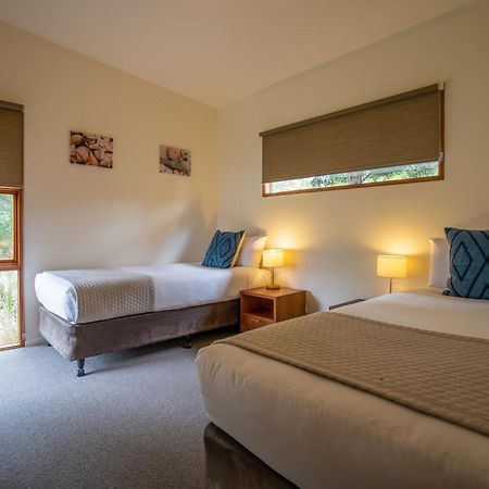 Stewarts Bay Lodge ポート・アーサー エクステリア 写真