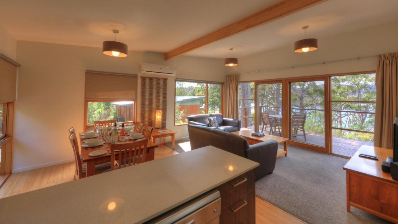 Stewarts Bay Lodge ポート・アーサー エクステリア 写真