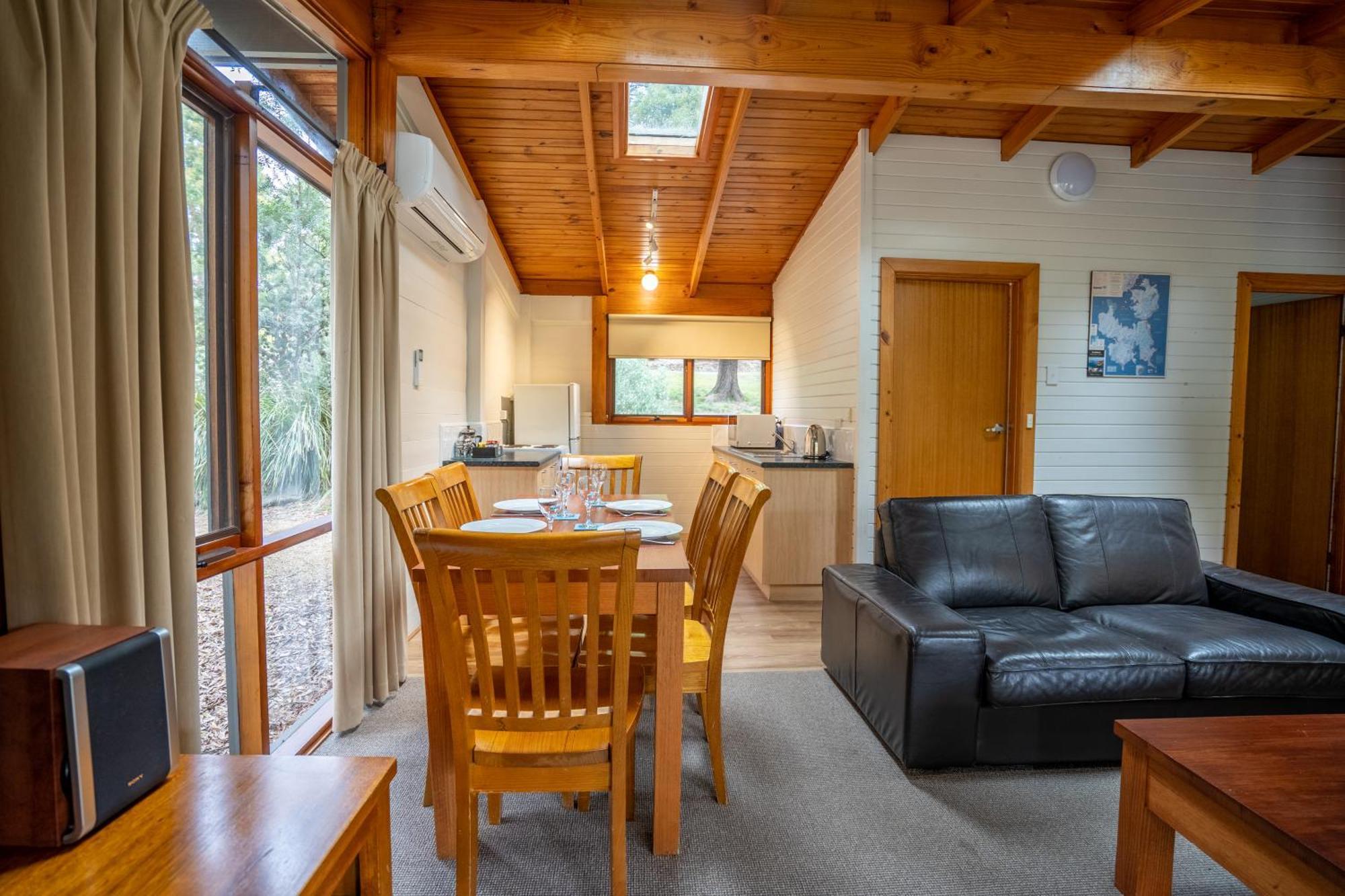 Stewarts Bay Lodge ポート・アーサー エクステリア 写真